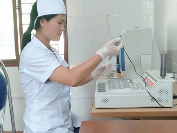 Bệnh viện Đa khoa huyện Xín Mần triển khai Dịch vụ Kỹ thuật xét nghiệm đông máu.